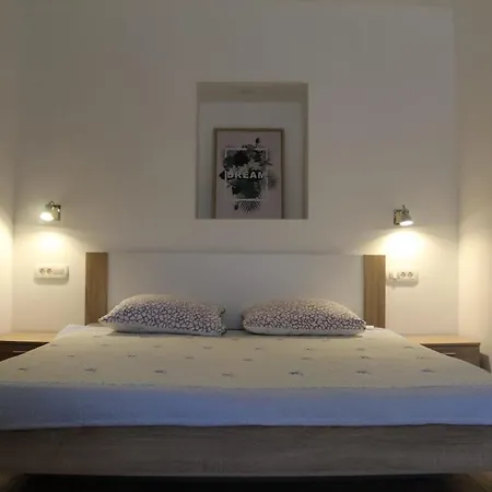 Stone House Karlo Вилла *